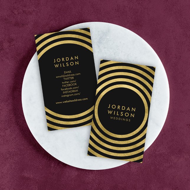 Elegante Black Gold Circles Geometric Social Media Visitenkarte (Von Creator hochgeladen)