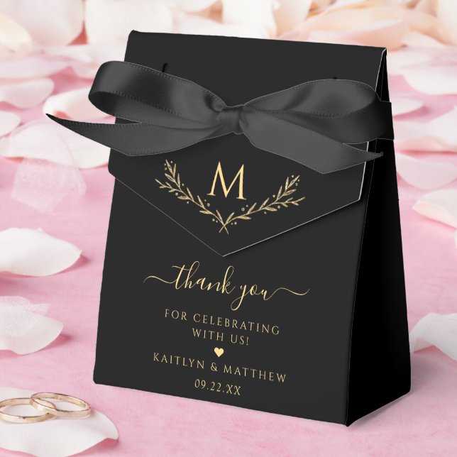 Elegante Black & Gold Monogram Wreath Wedding Geschenkschachtel (Hochzeit)