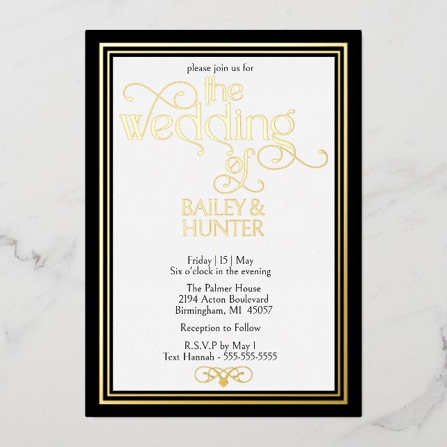 Elegante Black Gold OrnateTypografy Wedding Folieneinladung (Vorderseite)