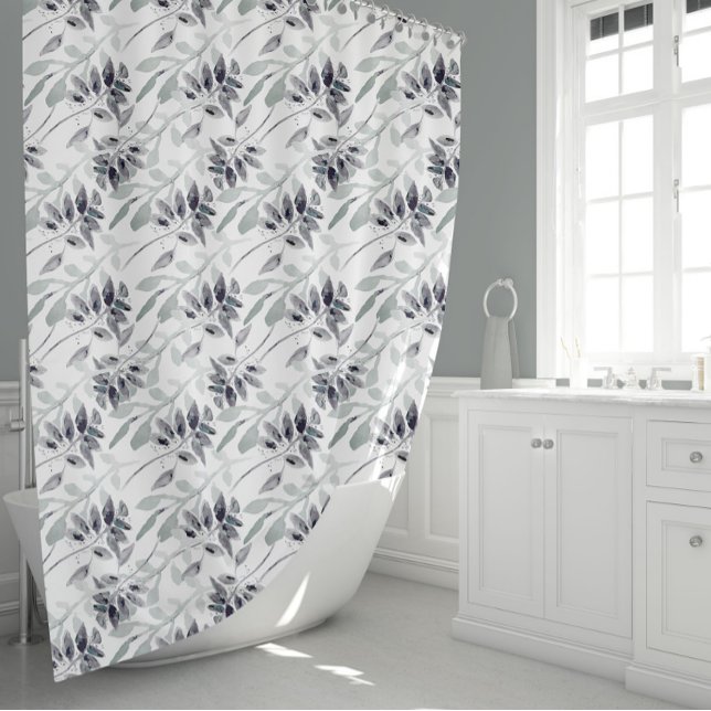 Elegante Blätter, grau und weich, grün-grau, flora Duschvorhang (Elegant Leaves Gray And Soft Green-Gray Floral Shower Curtain from Studio Posies.)