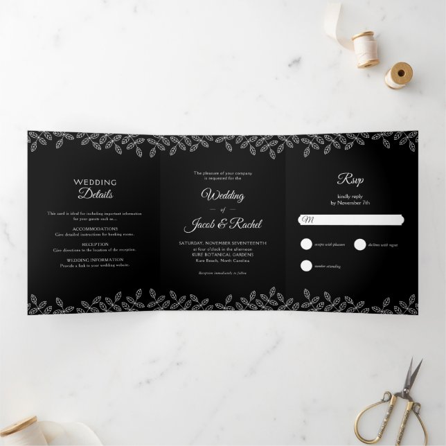 Elegante Blätter Schwarz-Weiß-Hochzeit Dreifach Gefaltete Einladung (Innenseite)