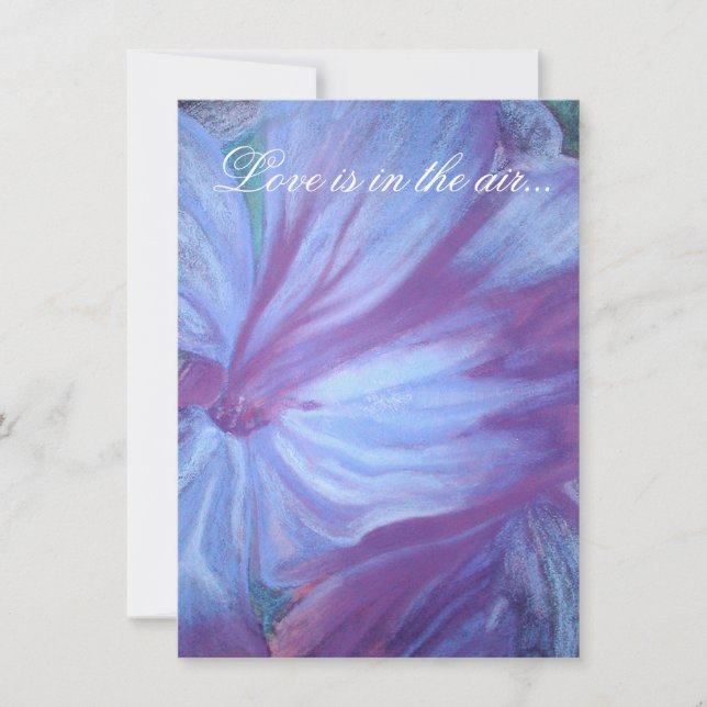 Elegante blaue lila Blumenhochzeit lädt ein Einladung (Vorderseite)