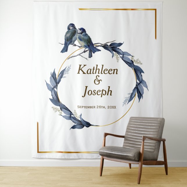 Elegante, blaue Vögel, weißer Hochzeitshintergrund Wandteppich (Beispiel)