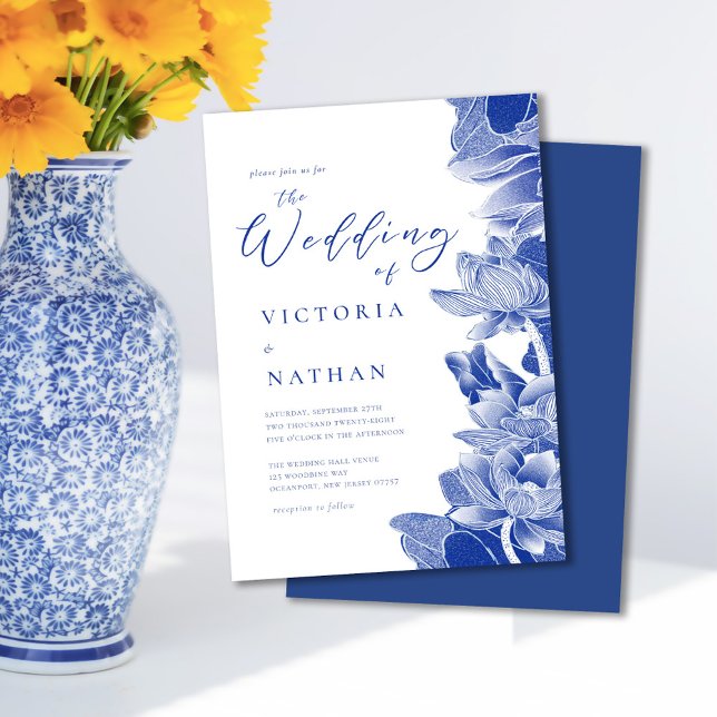 Elegante Blue & White Floral Chinoiserie Hochzeit Einladung (Von Creator hochgeladen)