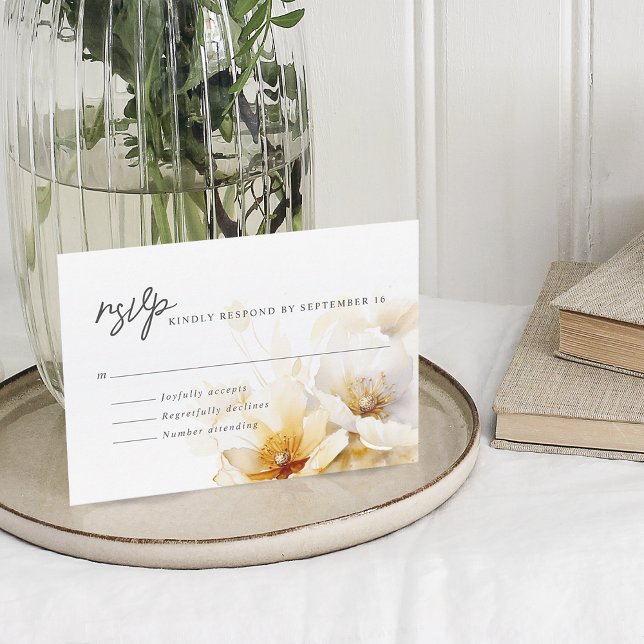 Elegante Blume aus Weißgelb RSVP Karte (Elegant White Yellow Gold Flowers RSVP Card)
