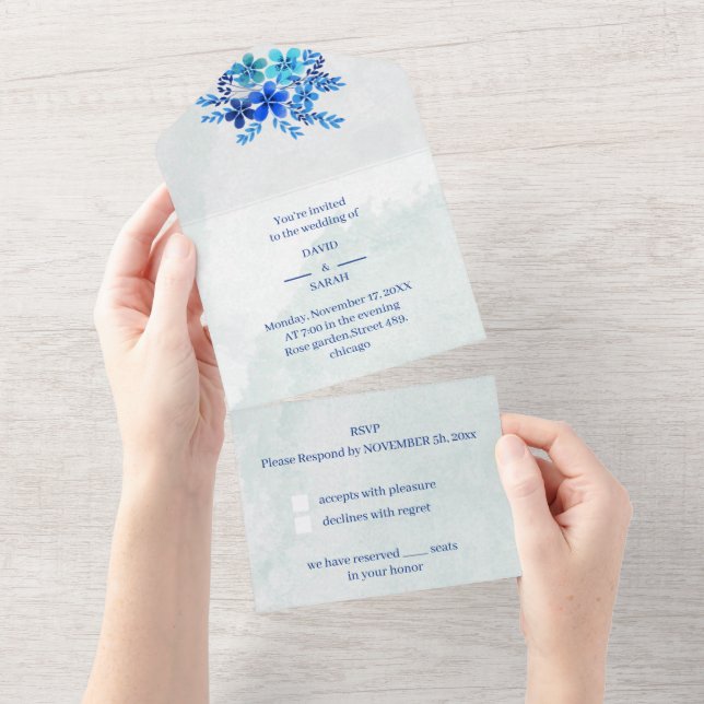 Elegante Blume Blauer individueller Hochzeitsservi All In One Einladung (Abreißen)