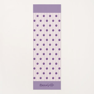 Elegante Blume für den Skriptnamen, Blush, Violett Yogamatte