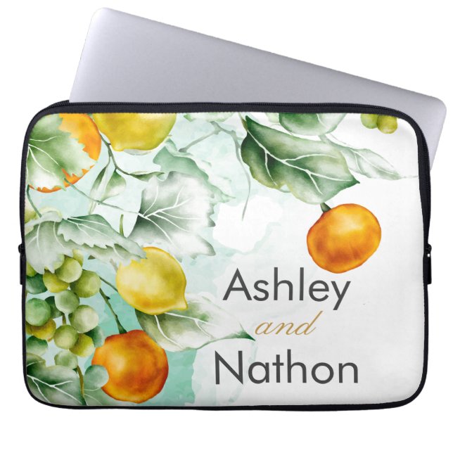 Elegante Blumen & Früchte Wasserfarben Hochzeit im Laptopschutzhülle (Vorderseite)