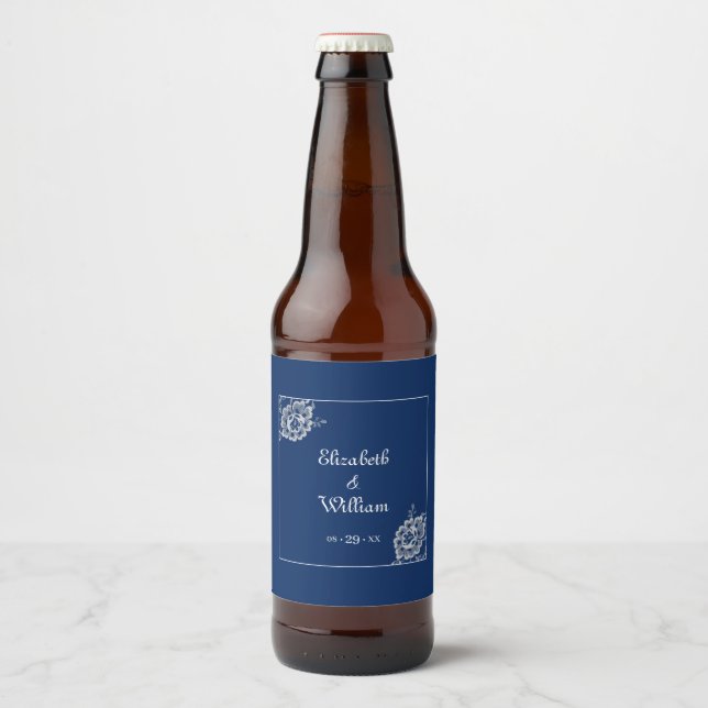 Elegante Blumenzange auf Blue Wedding Bierflaschenetikett (Vorderseite)