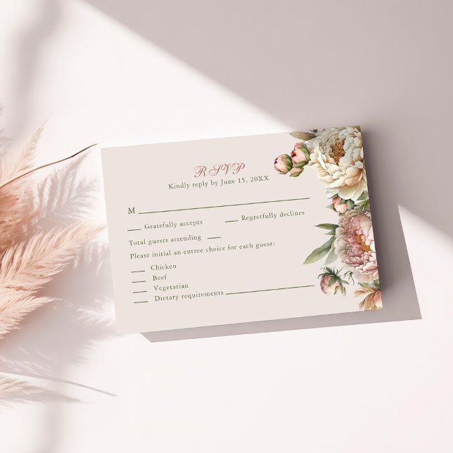 Elegante Blush Wasserfarbe Peonies RSVP Karte (Elegant Blush Watercolor Peonies RSVP Card on a sunny table.)