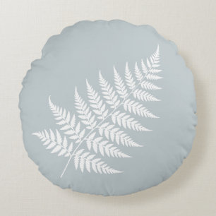 Elegante botanische eisblaue weiße Farn-Silhouette Rundes Kissen