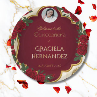 Elegante Burgunderrote und goldene Rosen-Quinceañe Pappteller