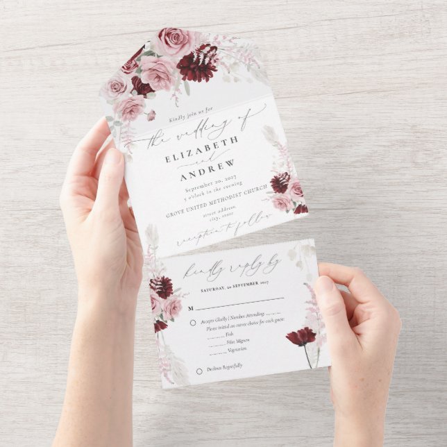 Elegante Burgundy Blush Pink Roses Blumenhochzeit All In One Einladung (Abreißen)