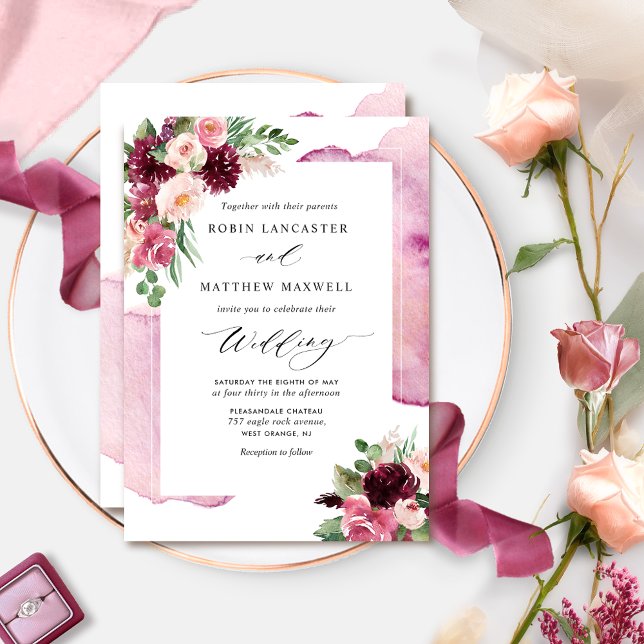 Elegante Burgundy Blush und Berry Floral Wedding Einladung (Von Creator hochgeladen)