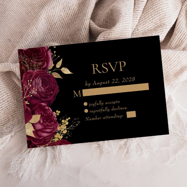 Elegante Burgundy Floral Gold Black Wedding RSVP Karte (Von Creator hochgeladen)