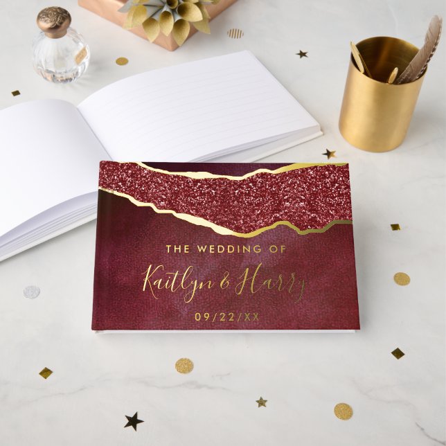 Elegante Burgundy & Gold Agate Wedding Gästebuch (Vorderseite Offen)