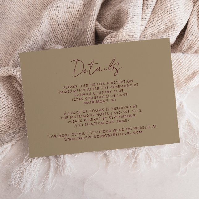 Elegante Burgundy Handwriting Gold Wedding Begleitkarte (Von Creator hochgeladen)