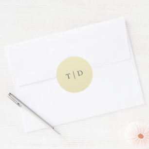 Elegante Butter Yellow Monogram Moderne Hochzeit Runder Aufkleber