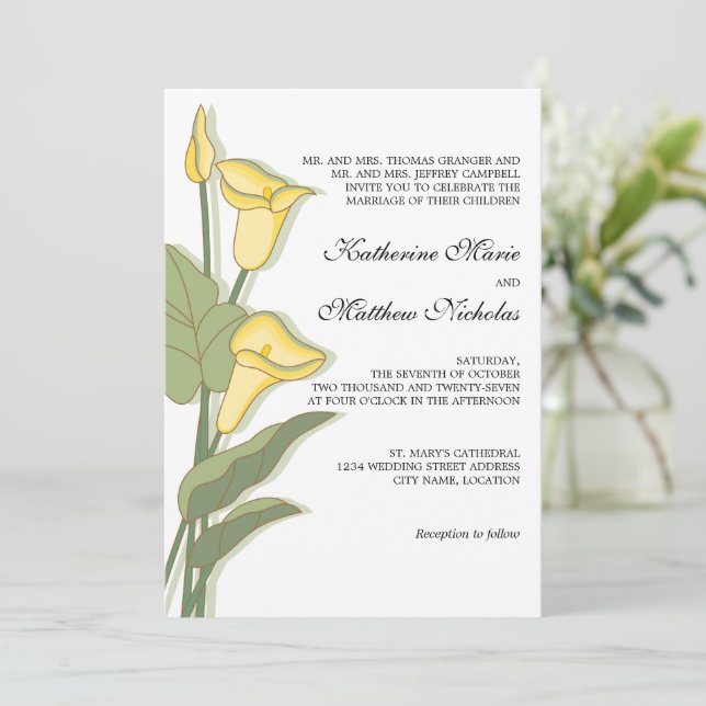 Elegante Calla Lily in Yellow Wedding Einladung (Stehend Vorderseite)