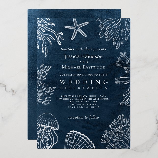 Elegante Classy Navy Blue Ocean Beach Hochzeit Folieneinladung (Vorderseite/Rückseite)