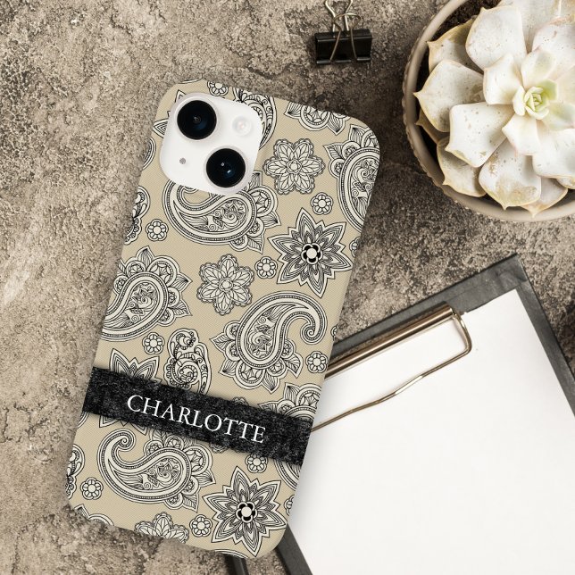 Elegante Creme und Black Paisley Case-Mate iPhone 14 Hülle (Von Creator hochgeladen)