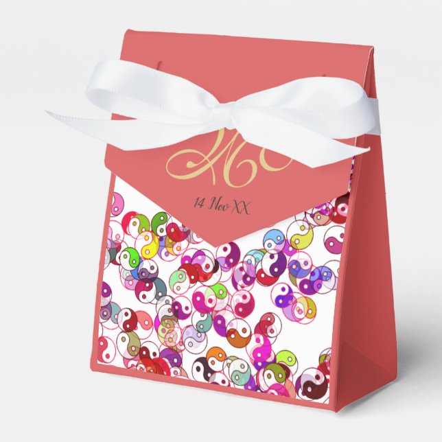 Elegante Custom Peach Monogram Gold Yin Yang Geschenkschachtel (Vorderseite)