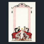 Elegante Dame im Pariser Art Deco Fotodruck<br><div class="desc">Elegante Lady in Paris drucken. Art Deko Abbildung aus dem Jahr 1924. Der französische Illustrator Georges Barbier hat Dutzende wunderschöner Illustrationen mit den rauschenden Zwanzigern in Frankreich fertig gestellt. Die elegante Dame in Paris zeigt eine junge blonde Frau, die auf einer Couch sitzt, als zwei Eigner in Tuxedos, die mit...</div>