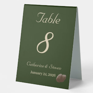 Elegante Deep Green Winter Wedding Tischnummer Tischaufsteller