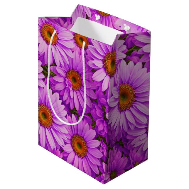 Elegante dunkelrosa Magenta Mittlere Geschenktüte (Rückseite Schrägansicht)