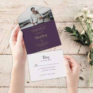 Elegante Dunkelviolette Moody-Boho-Hochzeit All In One Einladung