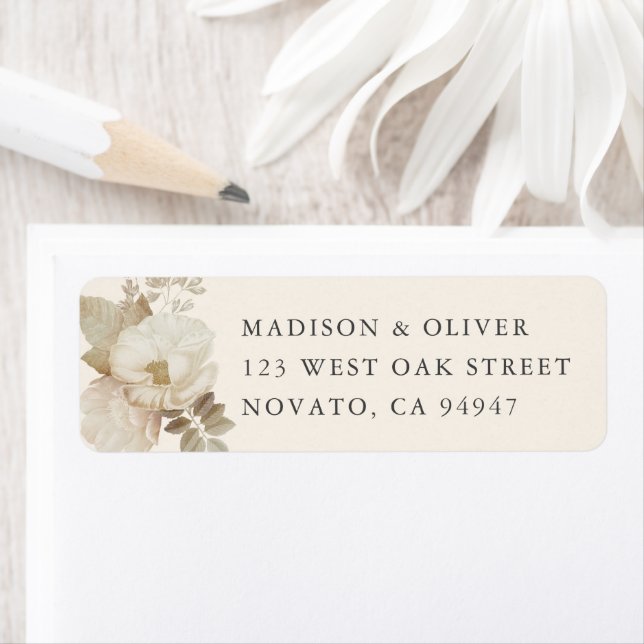 Elegante Earthy Floral Cream Wedding Rücksendeadre (Insitu)