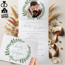 Elegante, einfache Hochzeit mit grünem Blumenkreid Dreifach Gefaltete Einladung