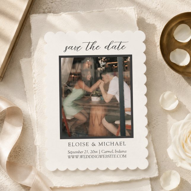 Elegante Elfenbein-Schellack-Foto Save The Date (Elegant Ivory Scalloped Photo Save The Date
)
