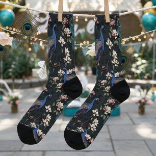 Elegante fast schwarze Pfauen und Magnolienblüten Socken