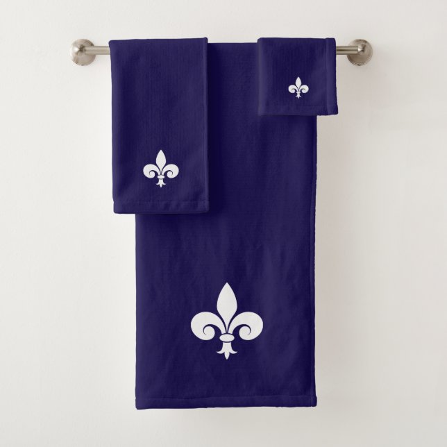 Elégante fleur de Lis blanche sur bleu marine (En situation)