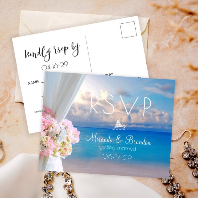 Elegante Floral Beach Summer Sunset Wedding RSVP Ankündigungspostkarte (Von Creator hochgeladen)