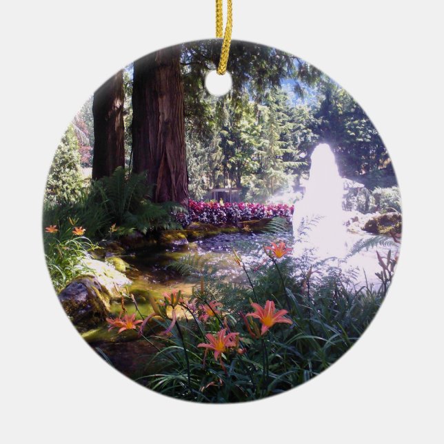 Elegante Gartenlandschaft mit Wasserbrunnen Keramikornament (Vorne)