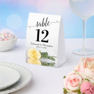Elegante gelbe Rosen-Hochzeitstisch-Nummer Tischaufsteller