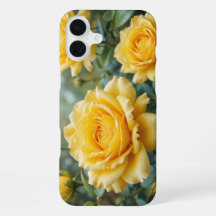 Elegante gelbe Rosen mit Regentropfen Blumengarten