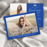 Elegante Glitzern Quinceañera 2 Foto Royal Blue Save The Date<br><div class="desc">Teilen Sie die freudige Nachricht von einer bevorstehenden Quinceañera Feier mit schicken modernen 2 Foto Save the Date Einladungen. Die Bilder und alle Formulierungen auf dieser Vorlage sind einfach zu personalisieren. Die Farben und Stile des Schriftartes lassen sich mit dem Zazzle Design Editor Tool einfach anpassen. Das königsblaue und weiße...</div>