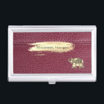Elegante Gold Elefanten, Pinselstriche, rotes Lede Visitenkarten Dose<br><div class="desc">Eleganter goldener Elefant mit Pinselstrich auf Lederhintergrund.</div>