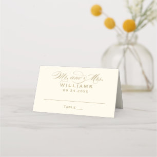 Elegante Gold-Elfenbein-Kalligrafie-Hochzeit Platzkarte