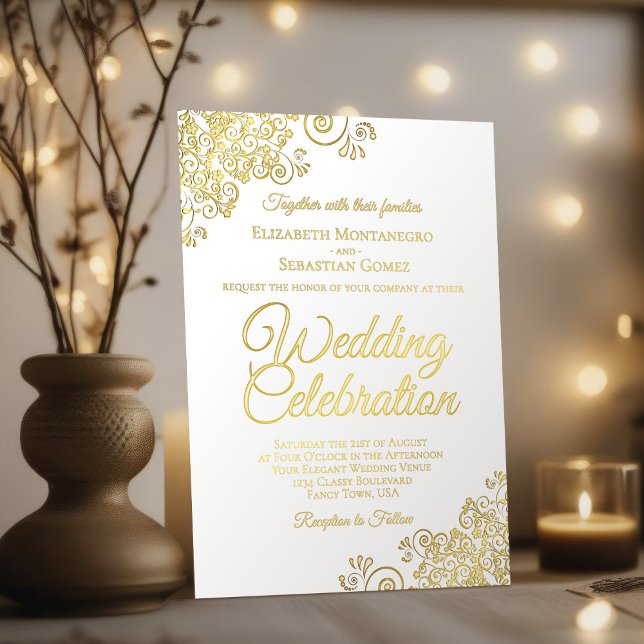 Elegante Gold Floral Frills auf der White Chic Wed Folieneinladung (Von Creator hochgeladen)