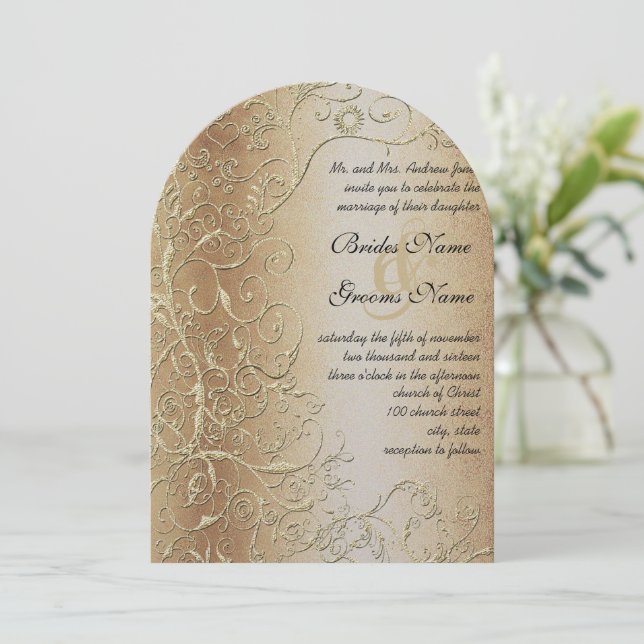 Elegante Gold Wirbel Black Schriftart Wedding Einladung (Stehend Vorderseite)
