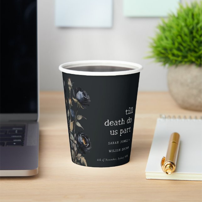Elegante Gotische Dunkle Wasserfarbe Schwarze Rose Pappbecher (InSitu)