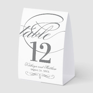 Elegante Graue Kalligrafie-Schrift Hochzeit Tischaufsteller