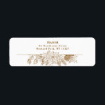 Elegante Graved Gold Christmas Floral<br><div class="desc">Elegante Weihnachtsblüte mit reich detailgetreuen Goldpoinsettien,  Heiligen & Kiefern mit bearbeitbaren Textfeldern.</div>