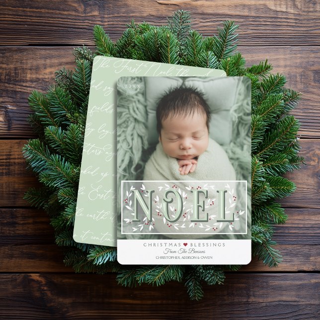 Elegante Green White Overlay Foto Weihnachtskarte Karte (Shown on a 5" x 7" card with rounded corners)