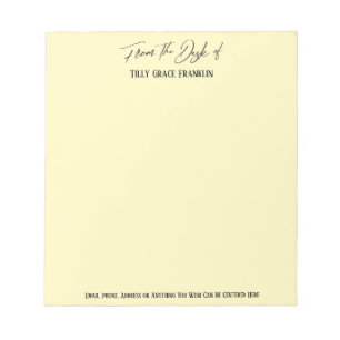 Elegante Handschrift vom Schreibtisch aus blassgel Notizblock