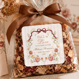 Elegante herbstliche Blumen-Baby-Shower 'Verliebe  Quadratischer Aufkleber